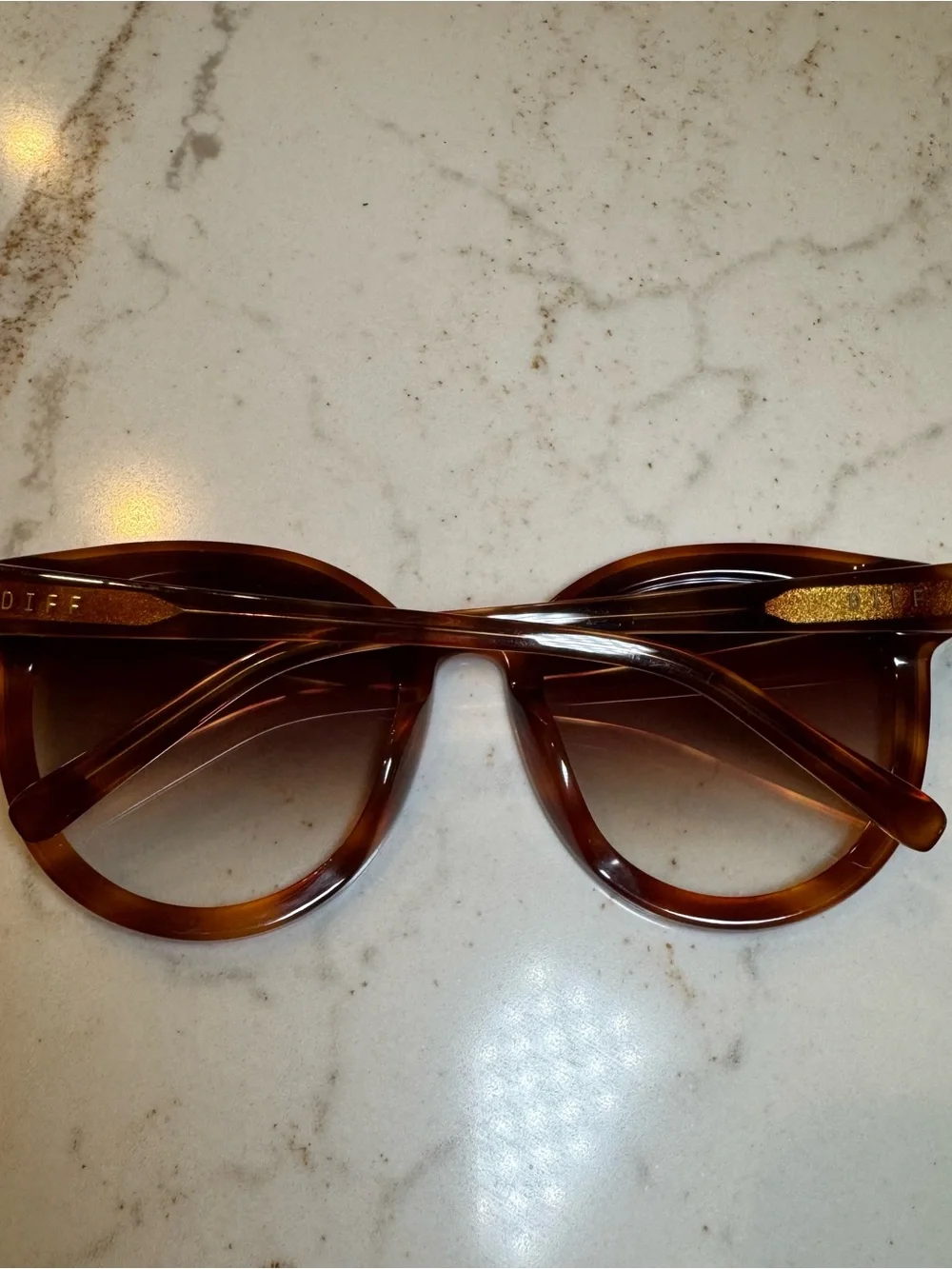 DIFF Classic Oversized Brown Tortoiseshell Sunglasses